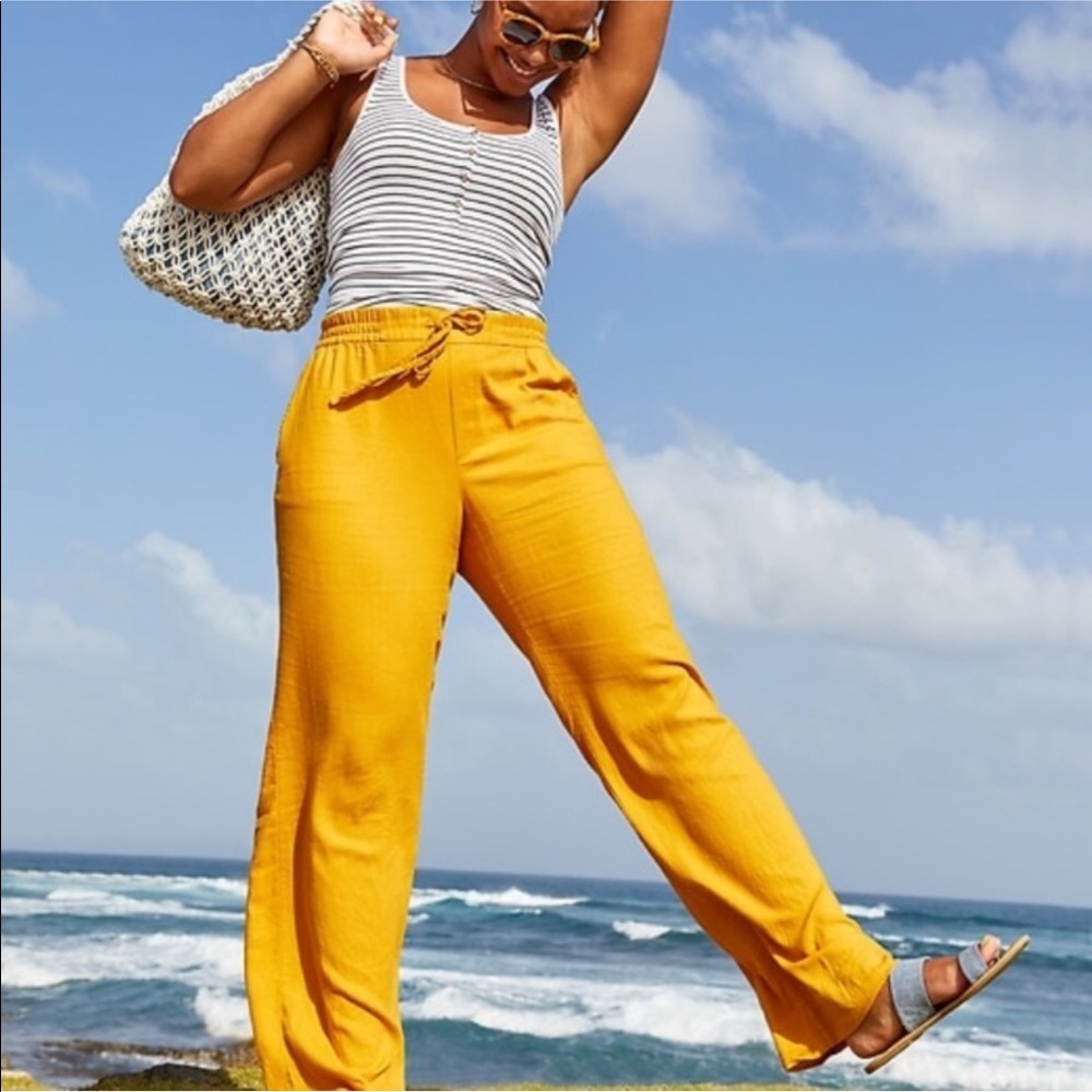 Old Navy Mustard Linen Pants S